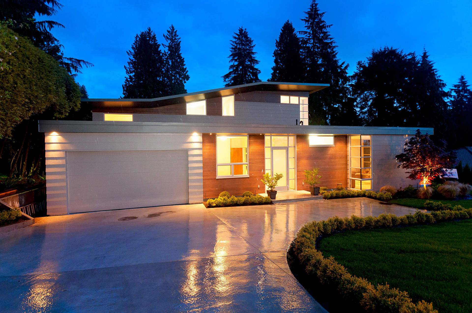Spectacular Contemporary Residence in the Heart of Ambleside - HST include in Price!