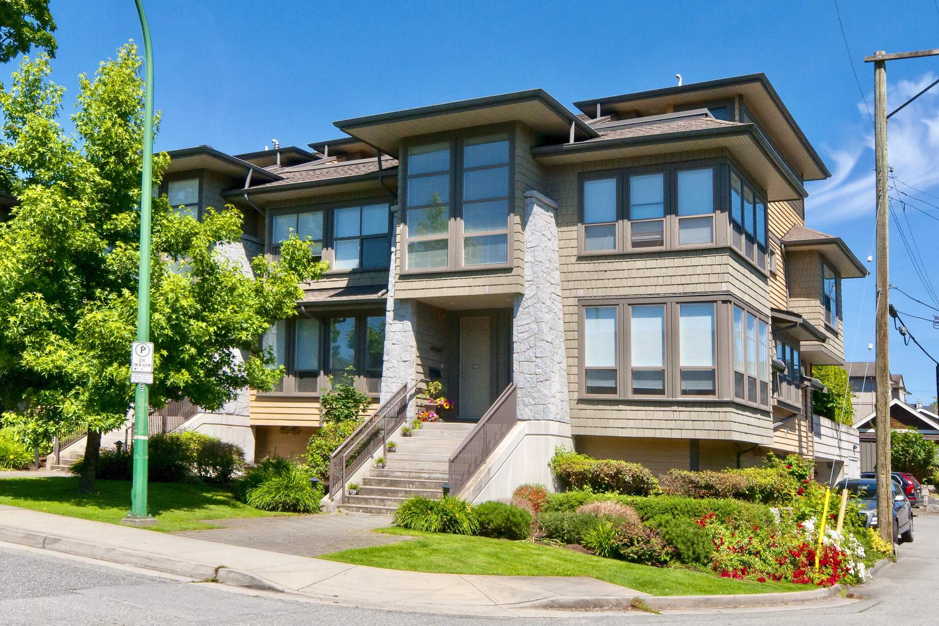 Gorgeous Central Lonsdale 3 Bedroom Townhouse with 2 Car Garage!