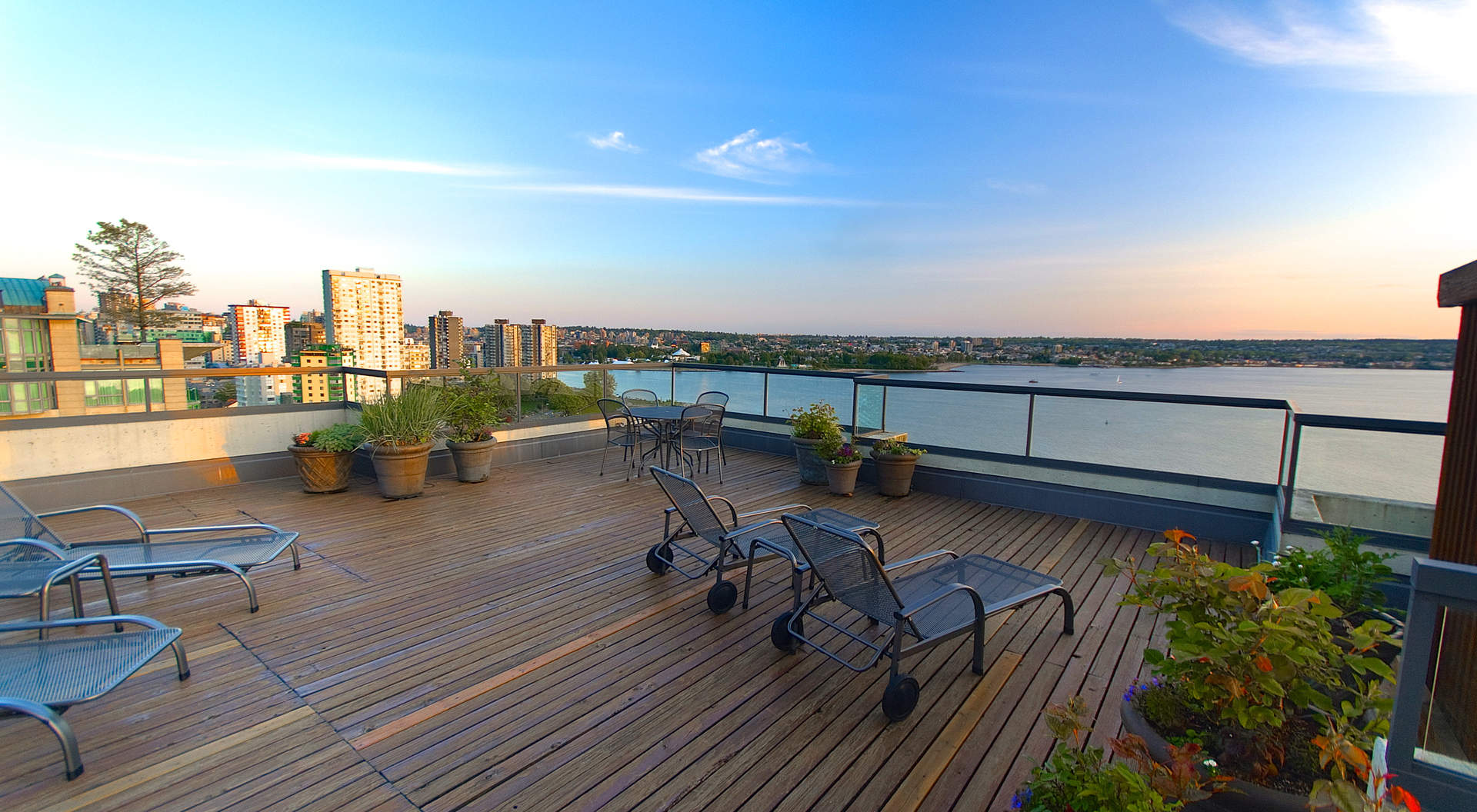 1502 1995 Beach Avenue West Vancouver Homes and Real Estate BC