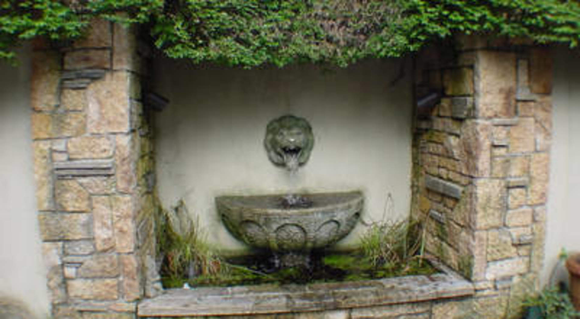Trickling Fountain in Courtyard