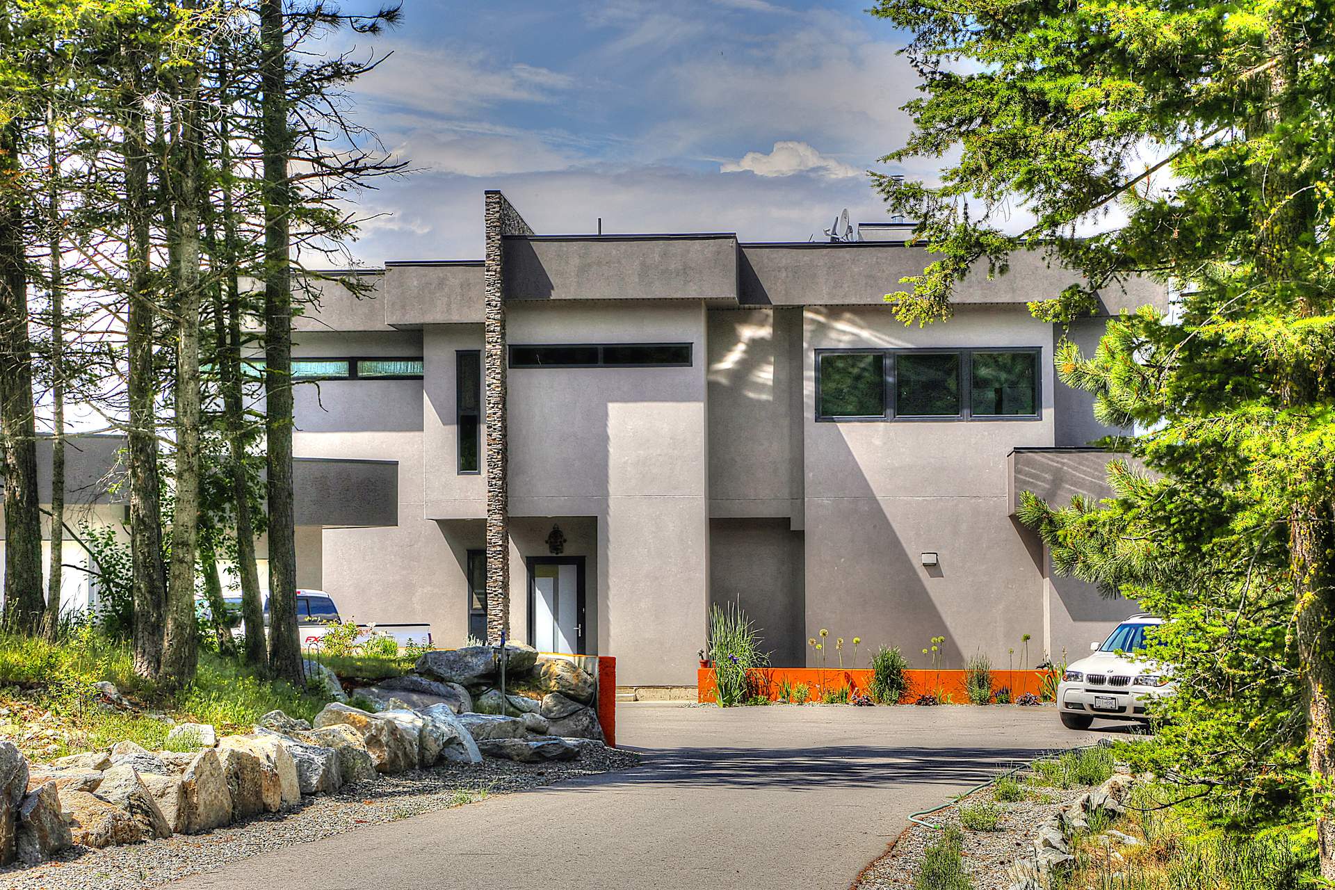 Breathtaking Osoyoos Contemporary with Spectacular Views!