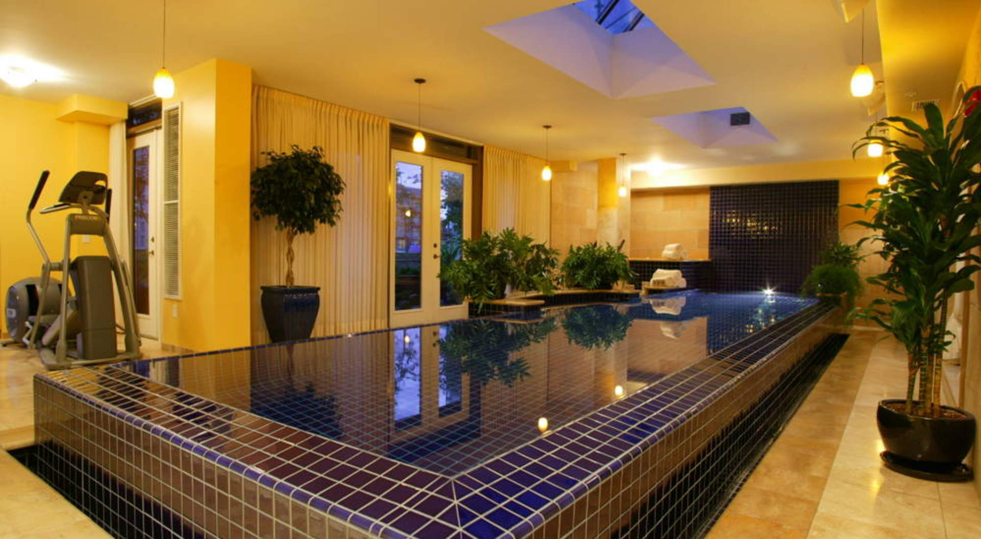 Sparkling Indoor Pool & Hot Tub