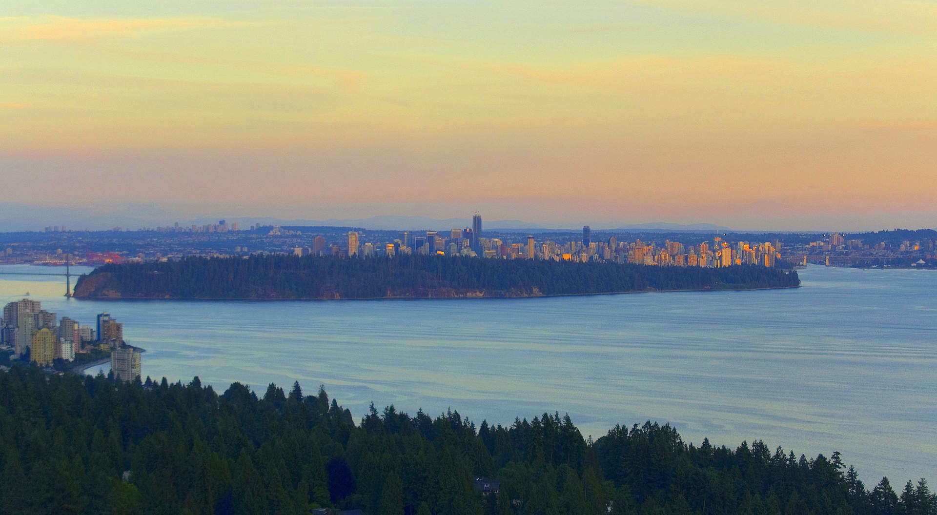 Views to the City and Stanley Park