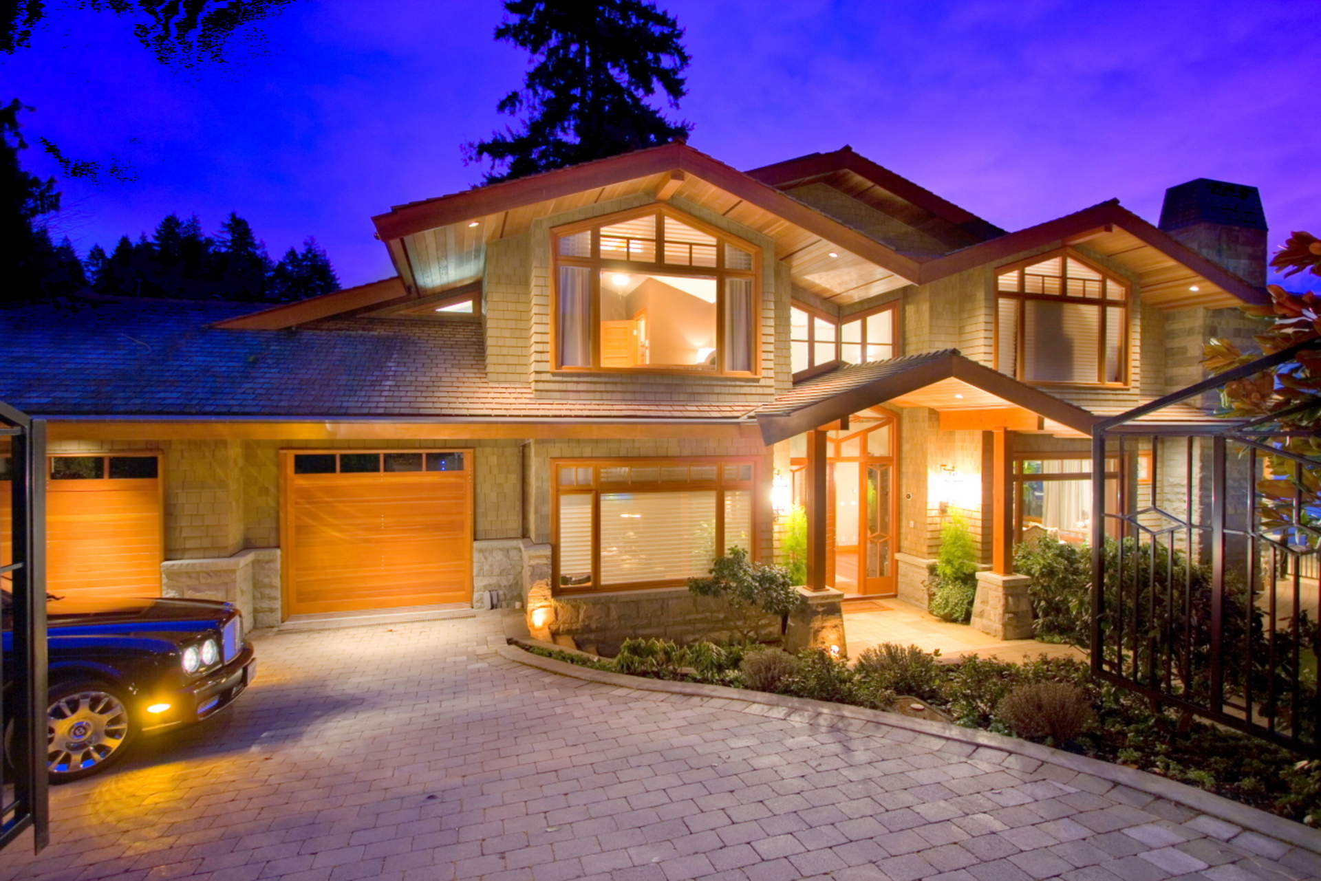4367 Erwin Drive - West Vancouver Homes and Real Estate 