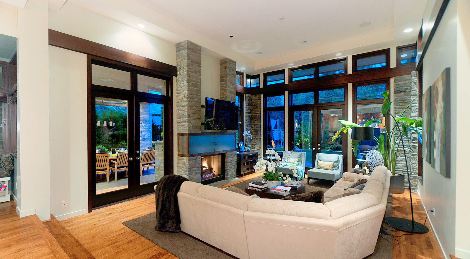 Great Room with soaring Ceilings