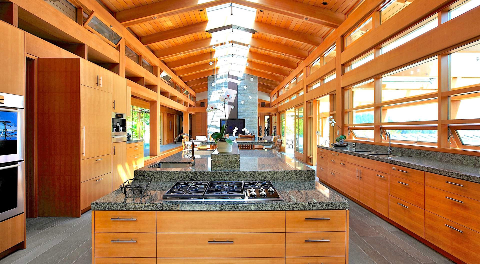 672 Beachview Drive West Vancouver Homes and Real Estate BC, Canada