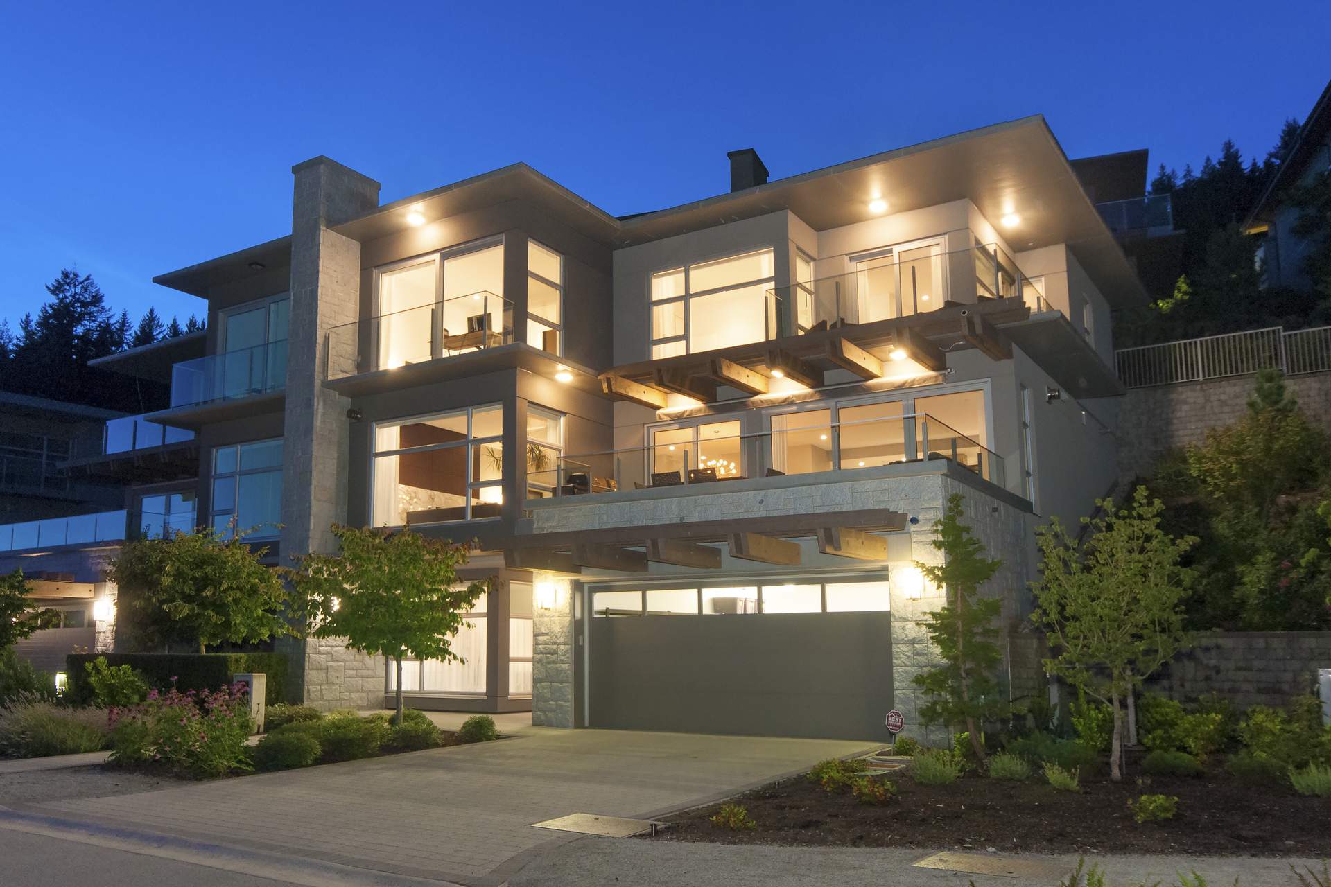 West Vancouver's Most Luxurious Townhome with Ocean Views