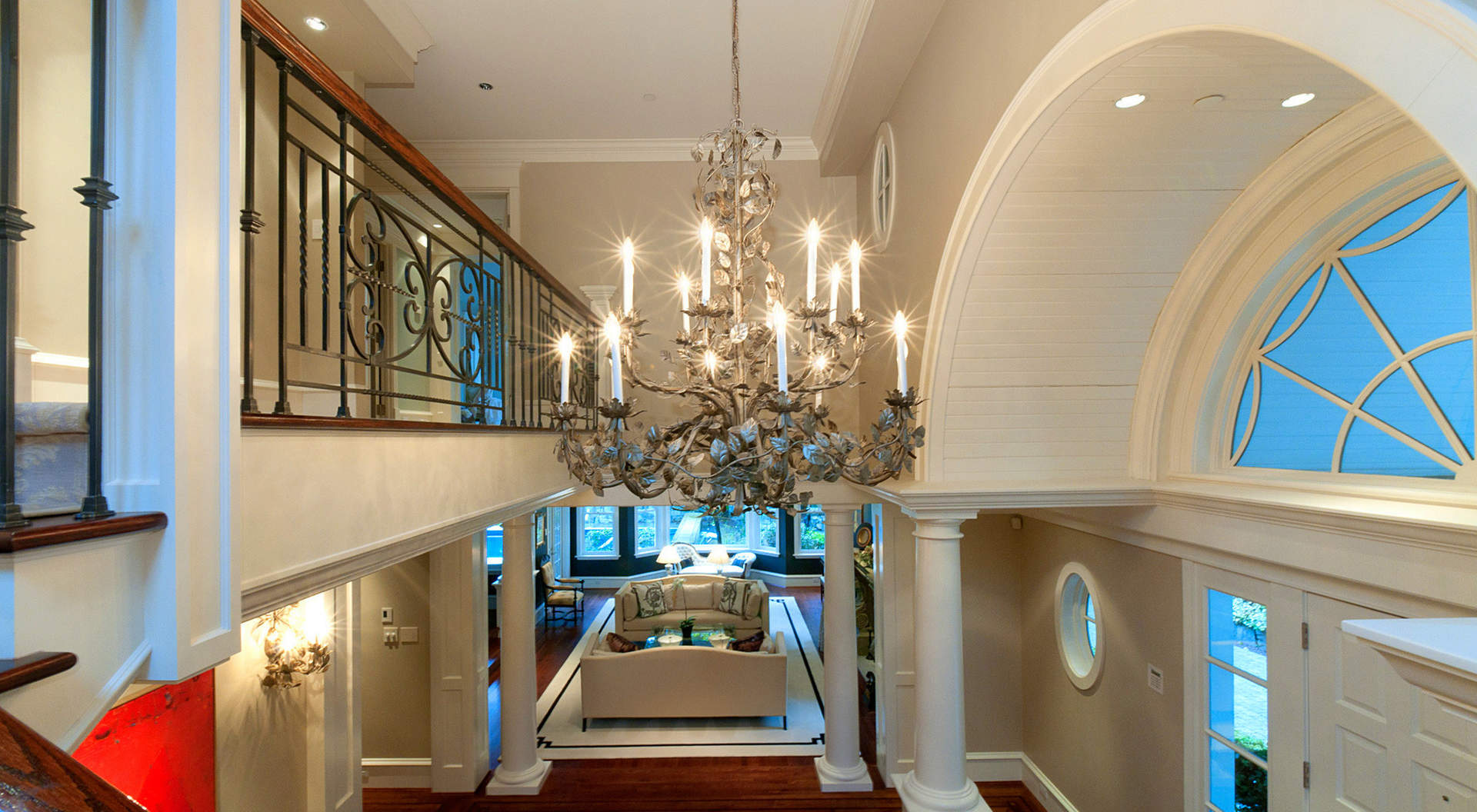 Elegant Foyer Entry