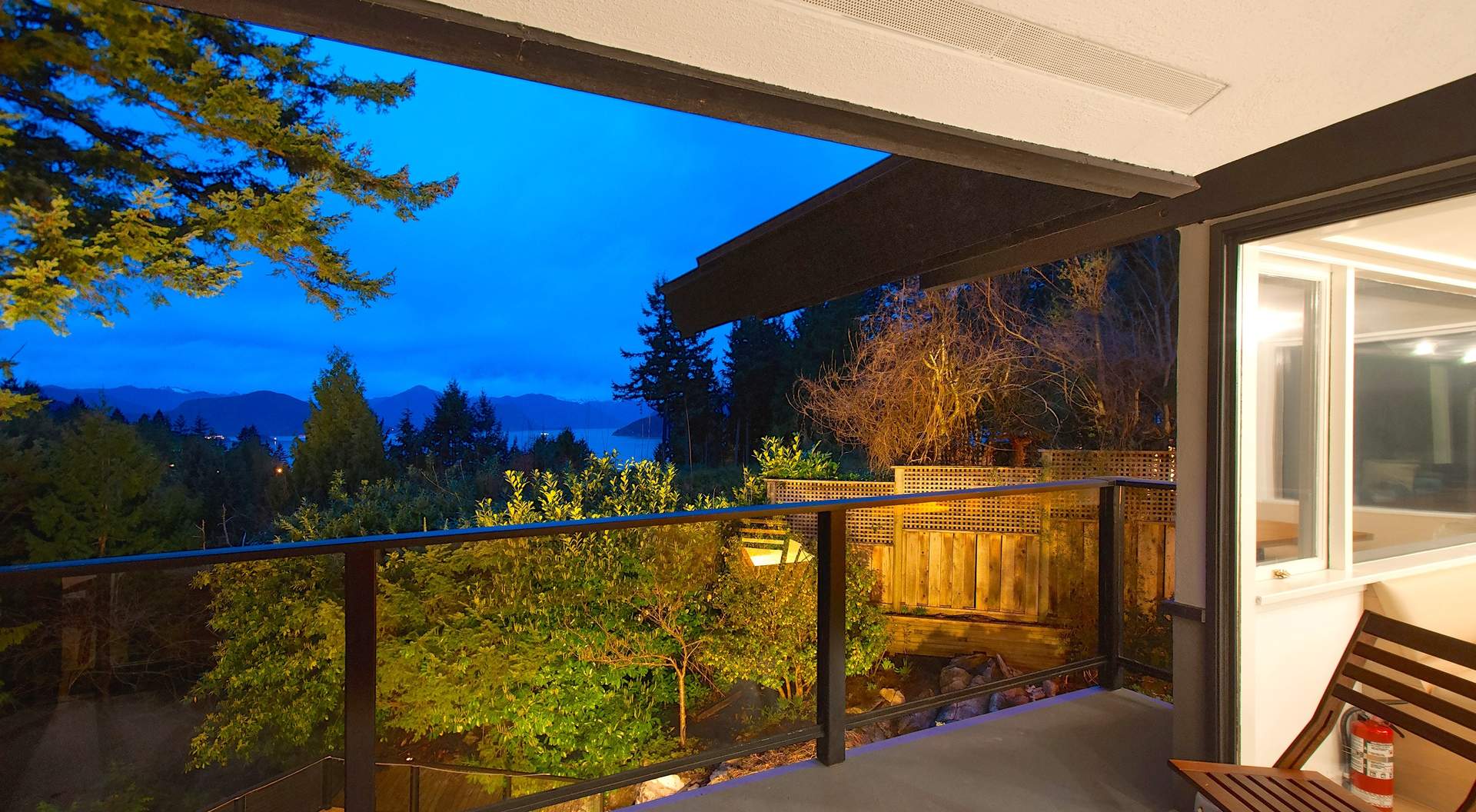 6485 Madrona Crescent West Vancouver Homes and Real Estate BC, Canada