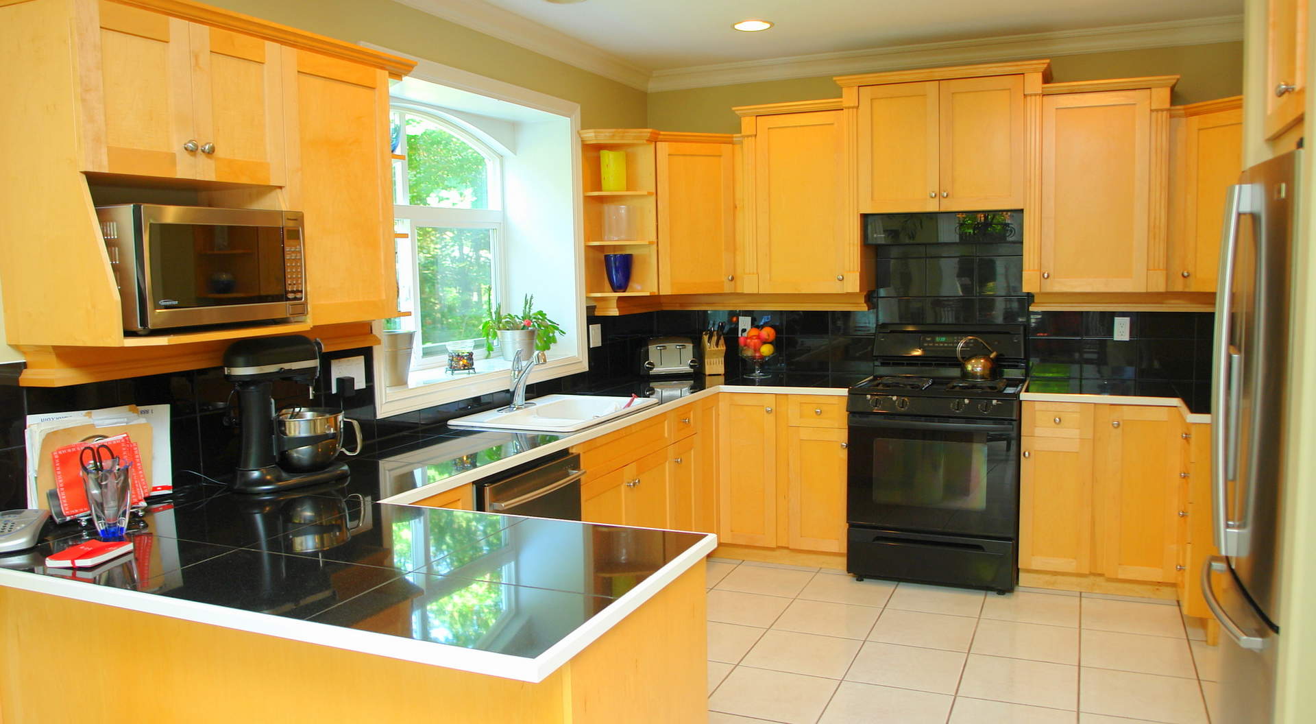 2156 Bowser Avenue West Vancouver Homes and Real Estate BC, Canada