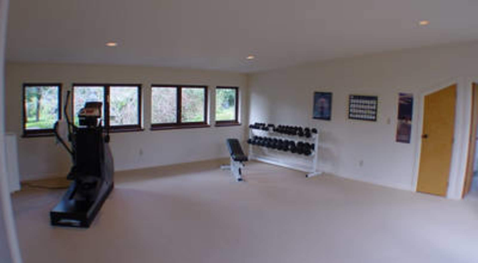 Gym/ Studio/ Nanny Suite