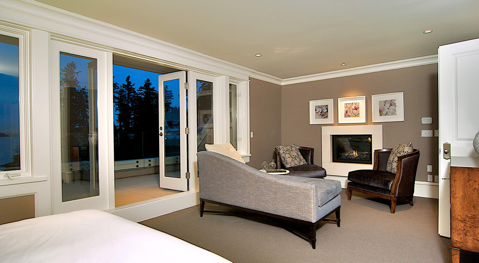 Master Bedroom Sitting Area