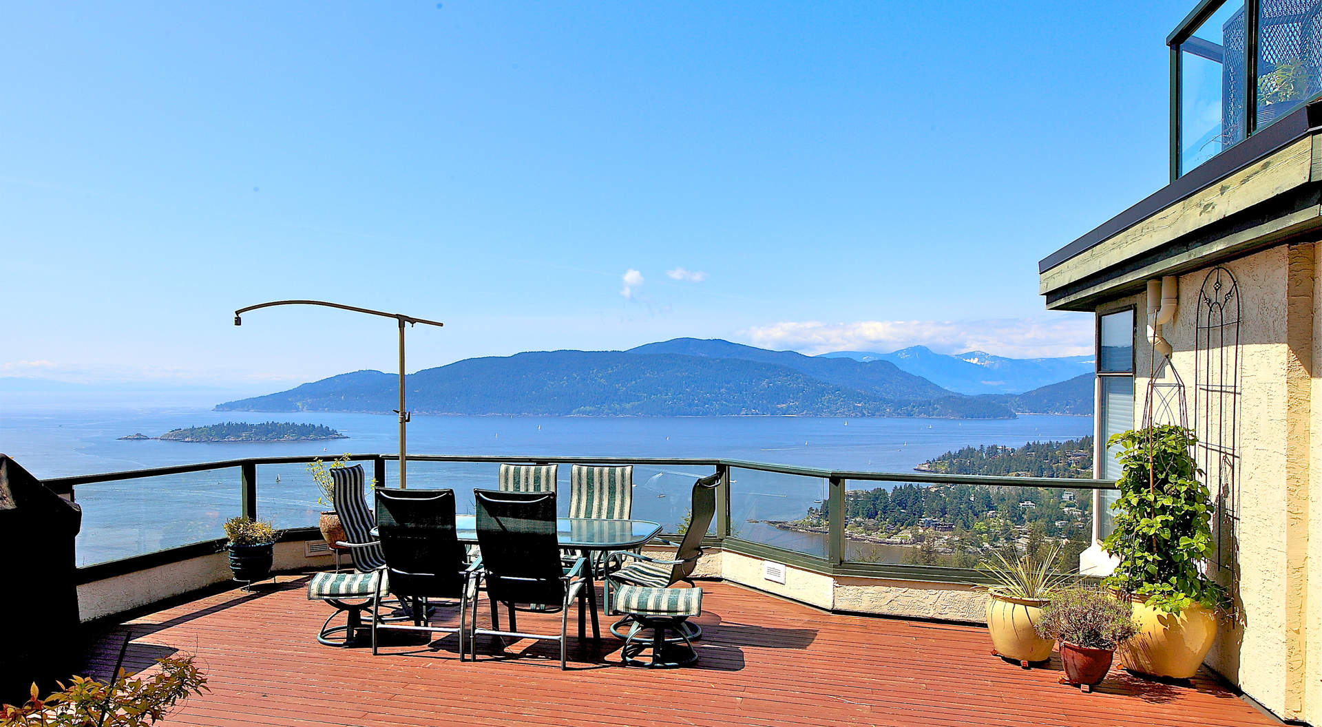 Una Terraza Impresionante entretener en estilo