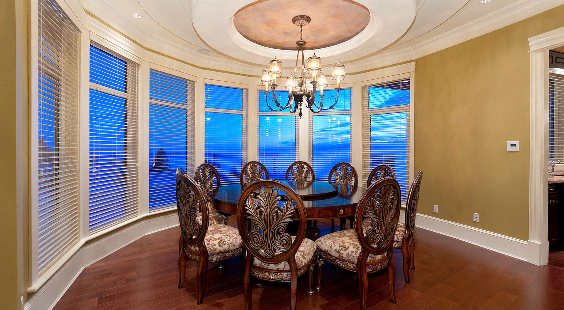 Spacious Dining Room