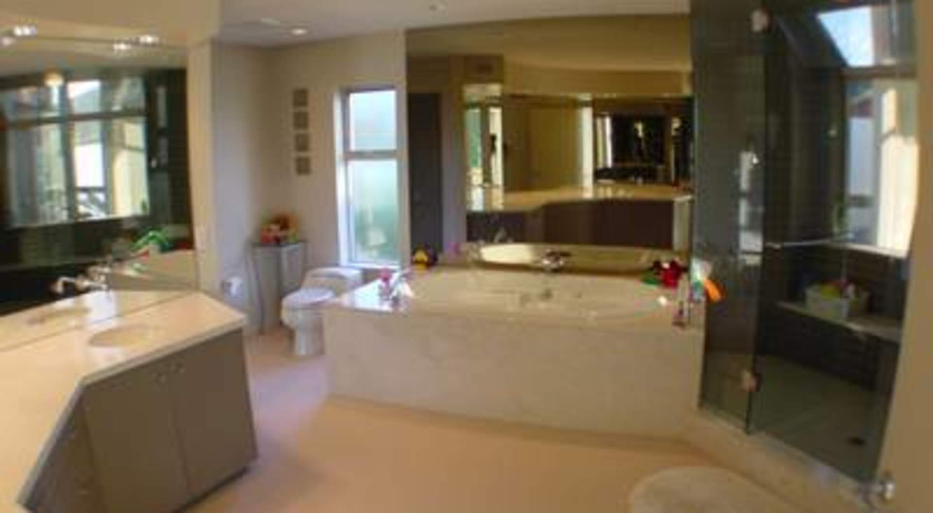 Master Ensuite