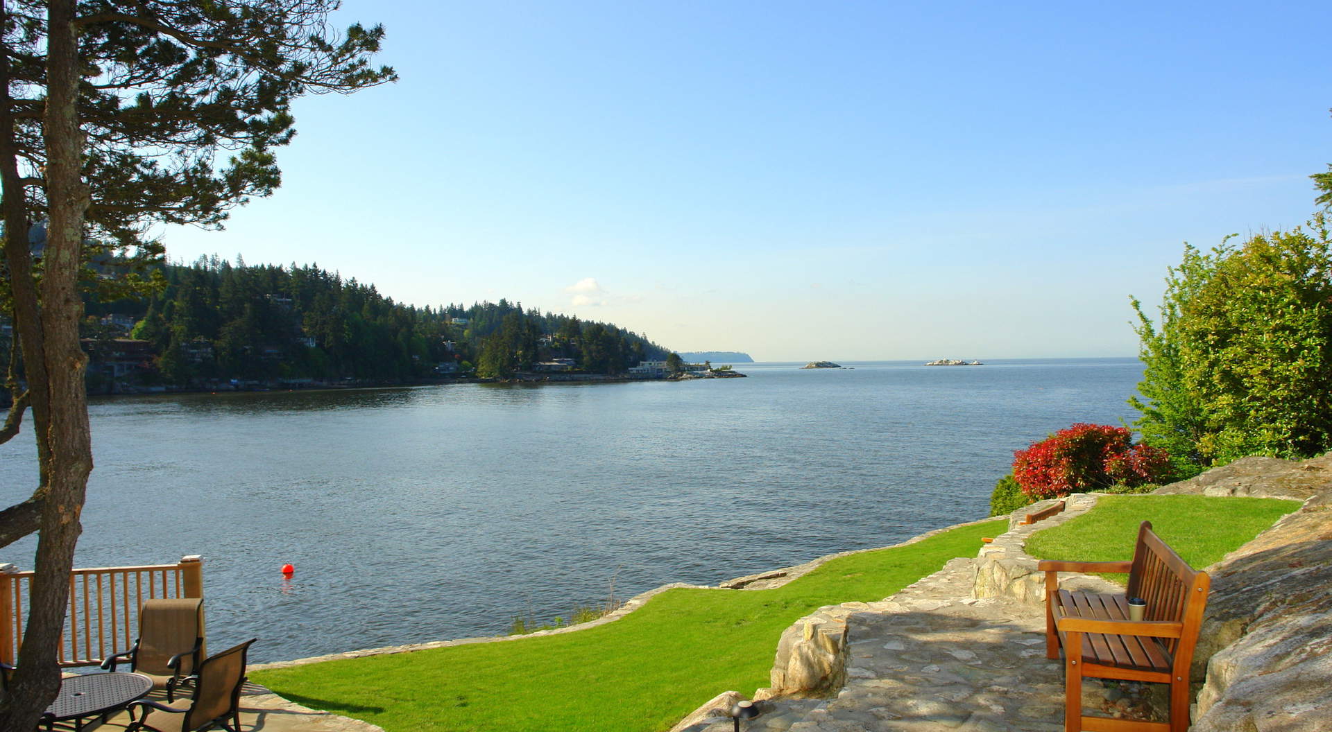 Exuberantes jardines en terrazas sunfilled