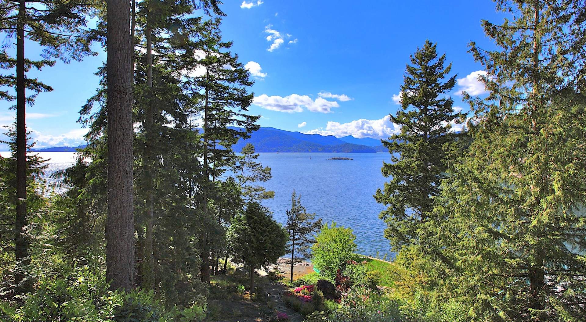 Views to Bowen Island