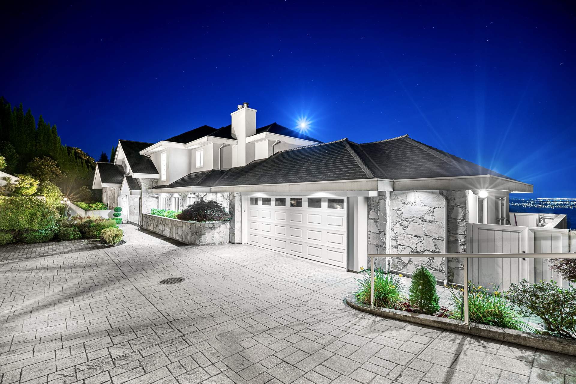 Spectacular Westhill Ocean View Estate