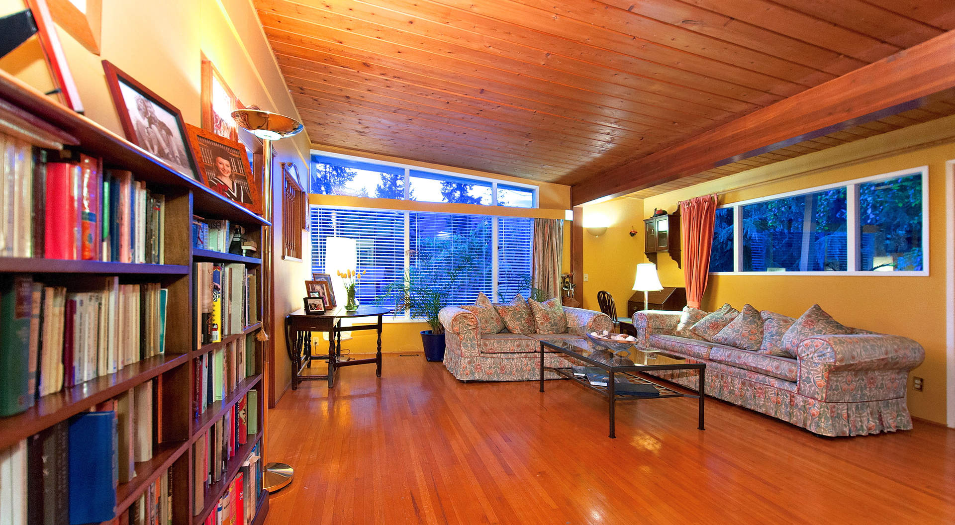 5496 Greenleaf Road West Vancouver Homes and Real Estate BC, Canada