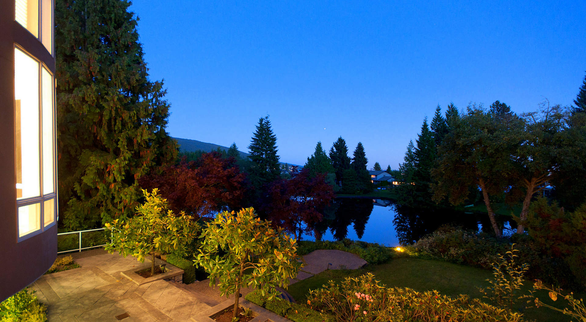 Vistas sobre el lago