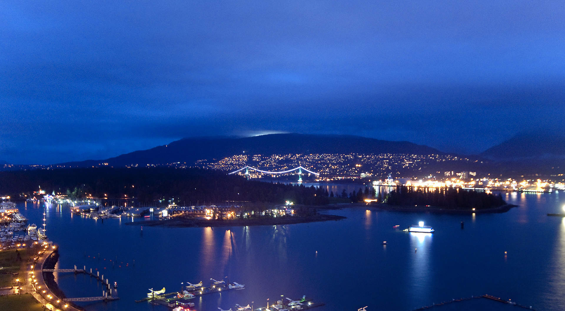 Gorgeous Evening Views of Coal Harbour