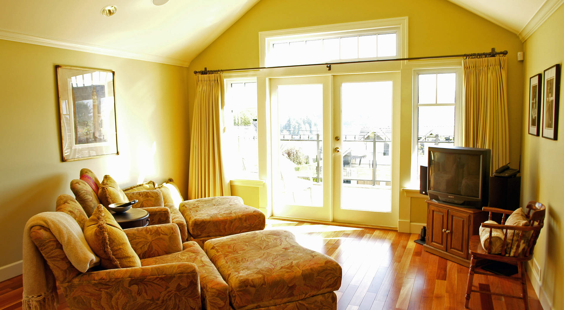 Master Bedroom Sitting Area