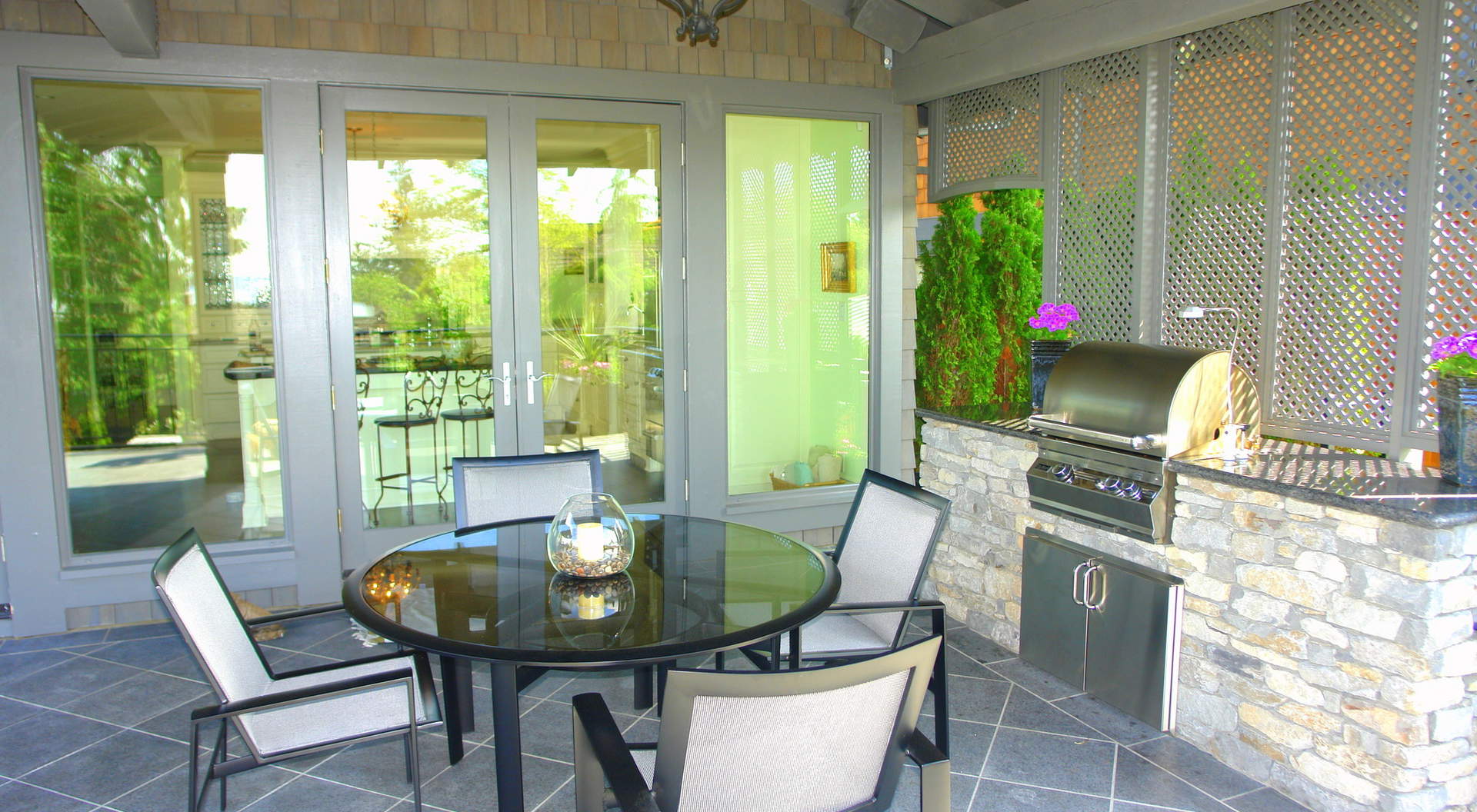 Outdoor Covered Area with BBQ