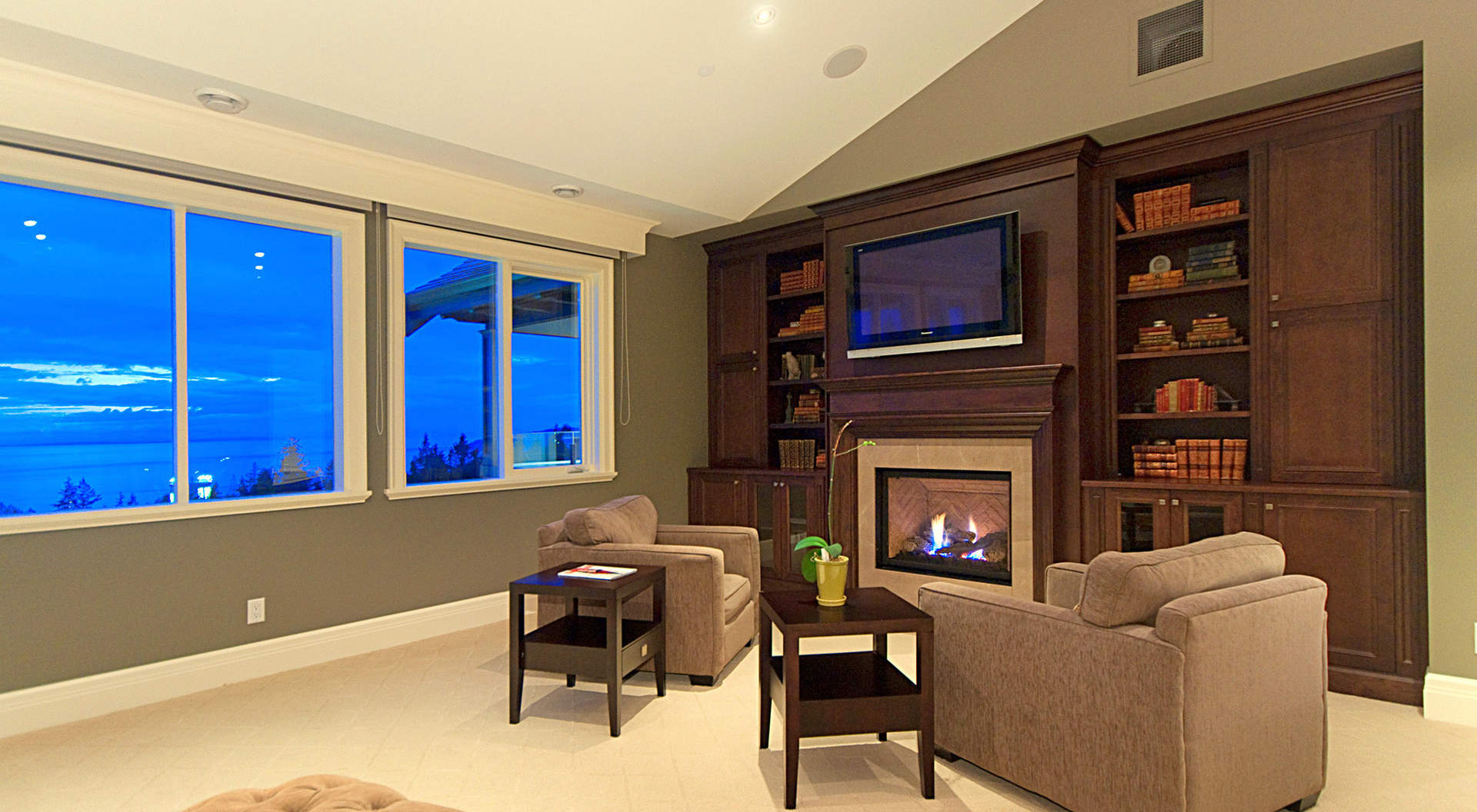 Master Bedroom Sitting Area