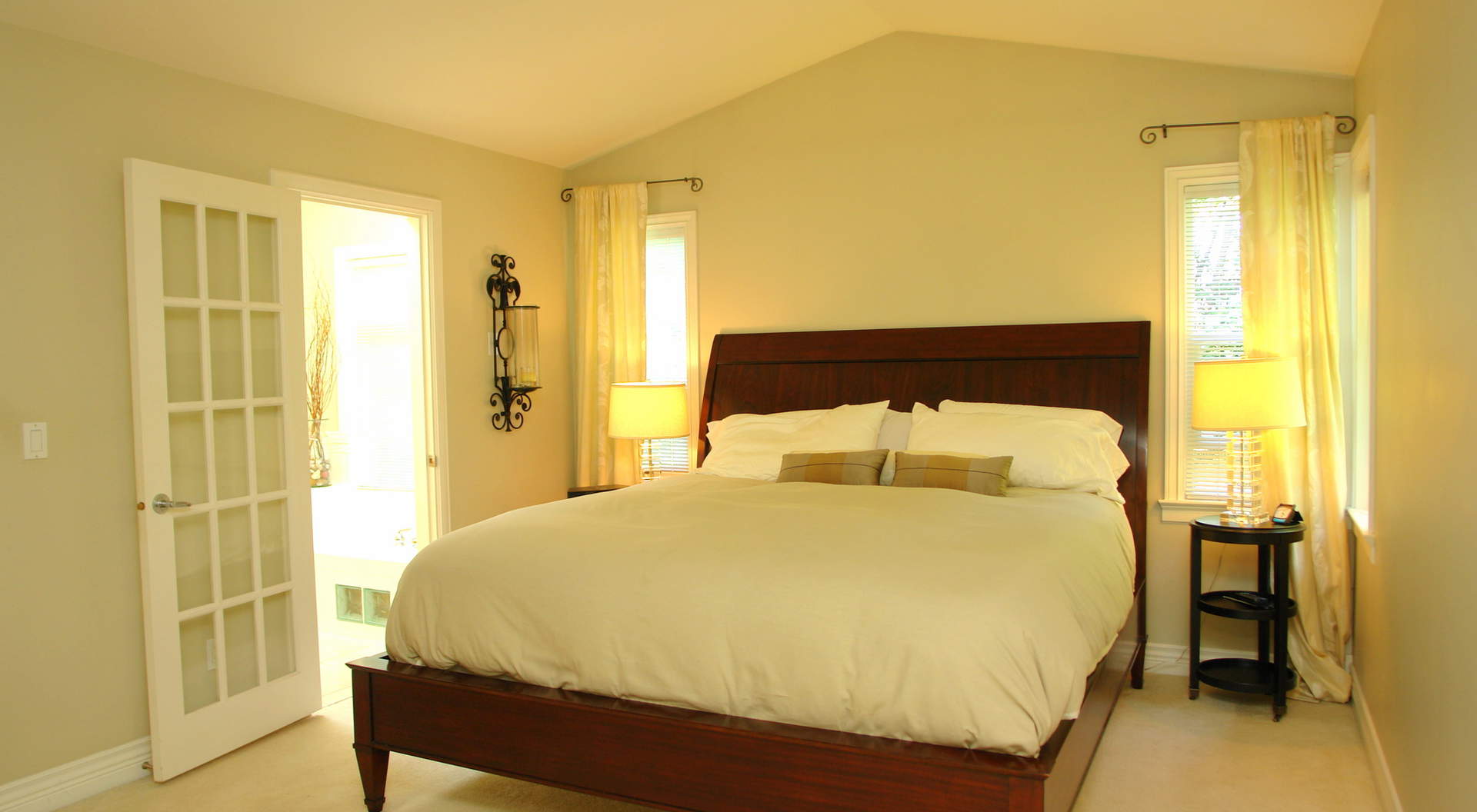 2156 Bowser Avenue West Vancouver Homes and Real Estate BC, Canada