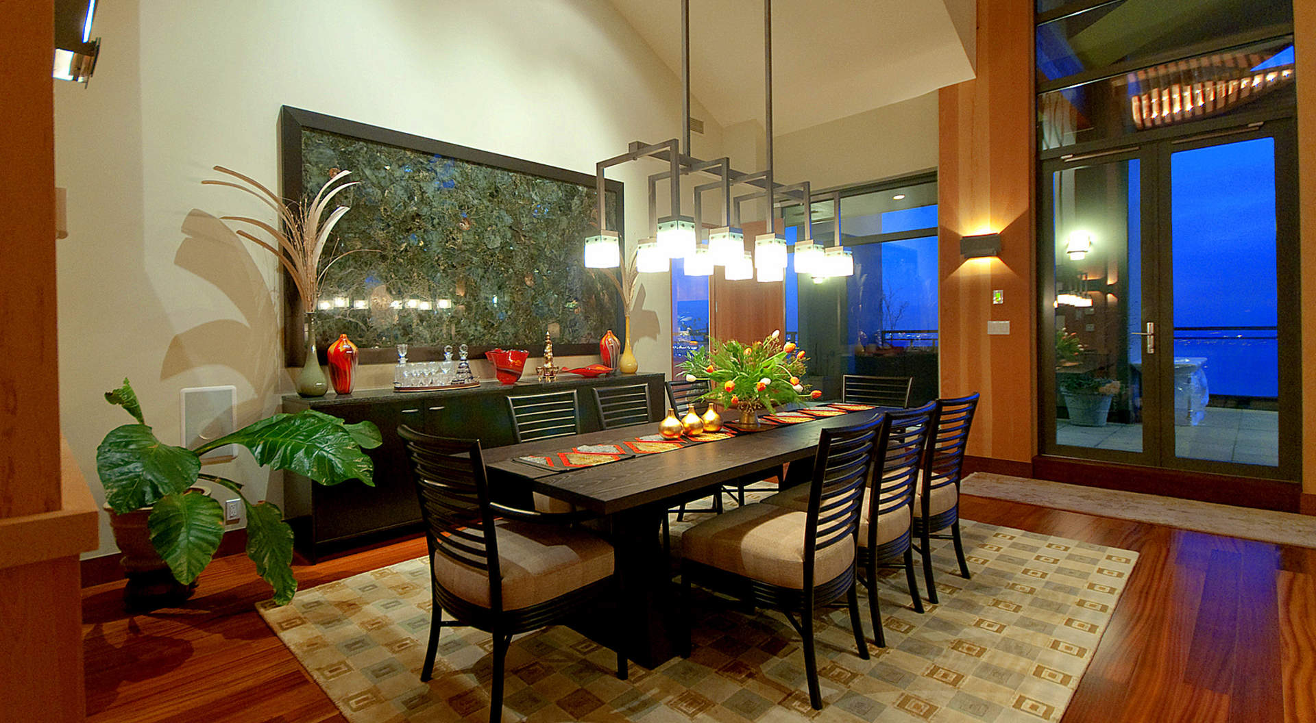 Dramatic Dining Area