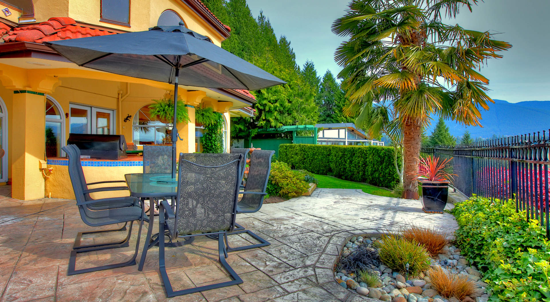 835 Drive West Vancouver Homes and Real Estate BC, Canada