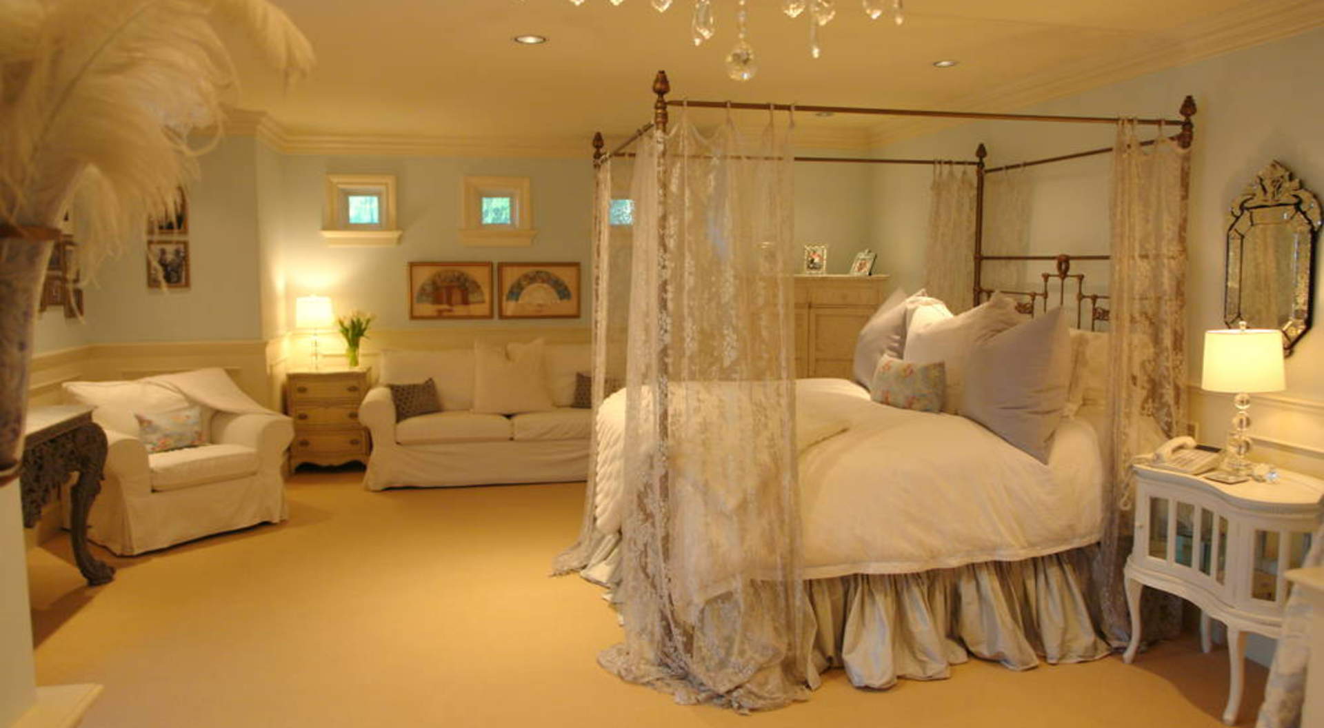 Guest Bedroom #1