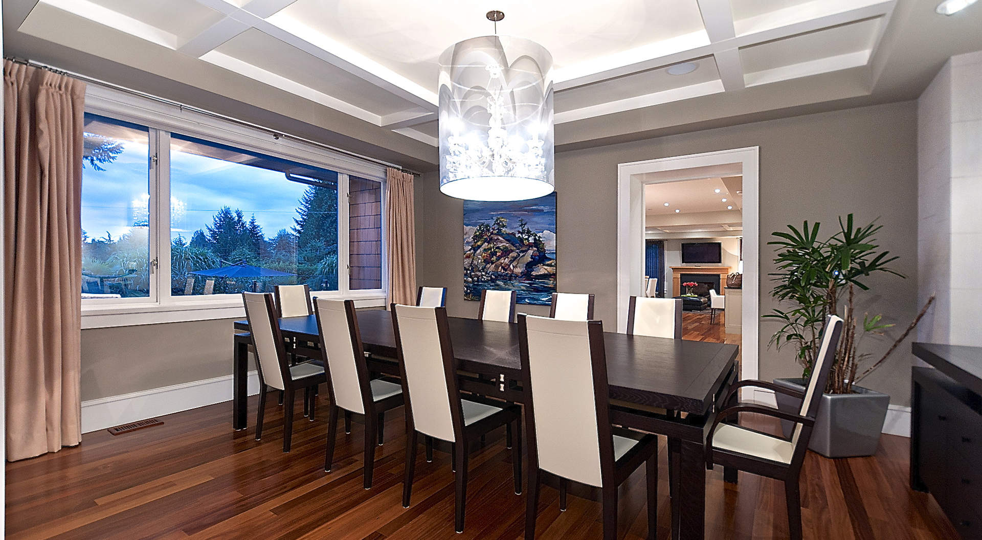 Large Formal Dining Area