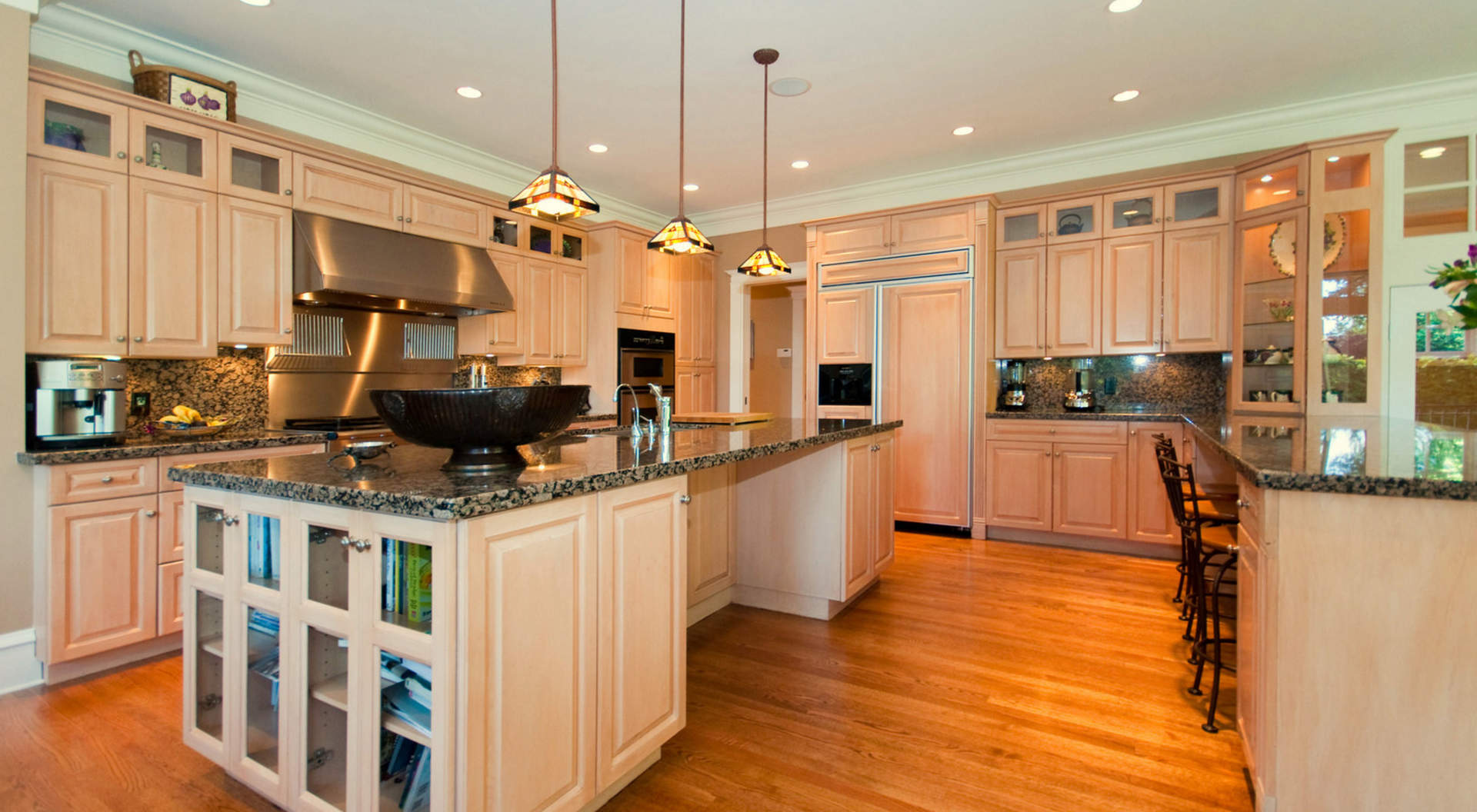 Gourmet Kitchen with Center Island