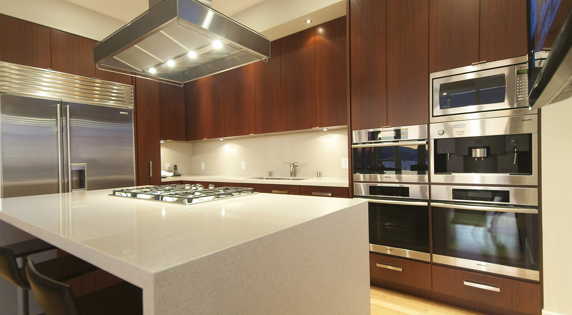 Gorgeous Kitchen with Center Island