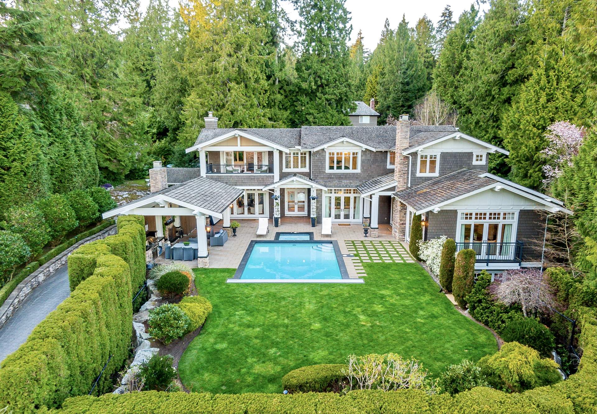 Gorgeous Caulfeild Estate with Ocean Views