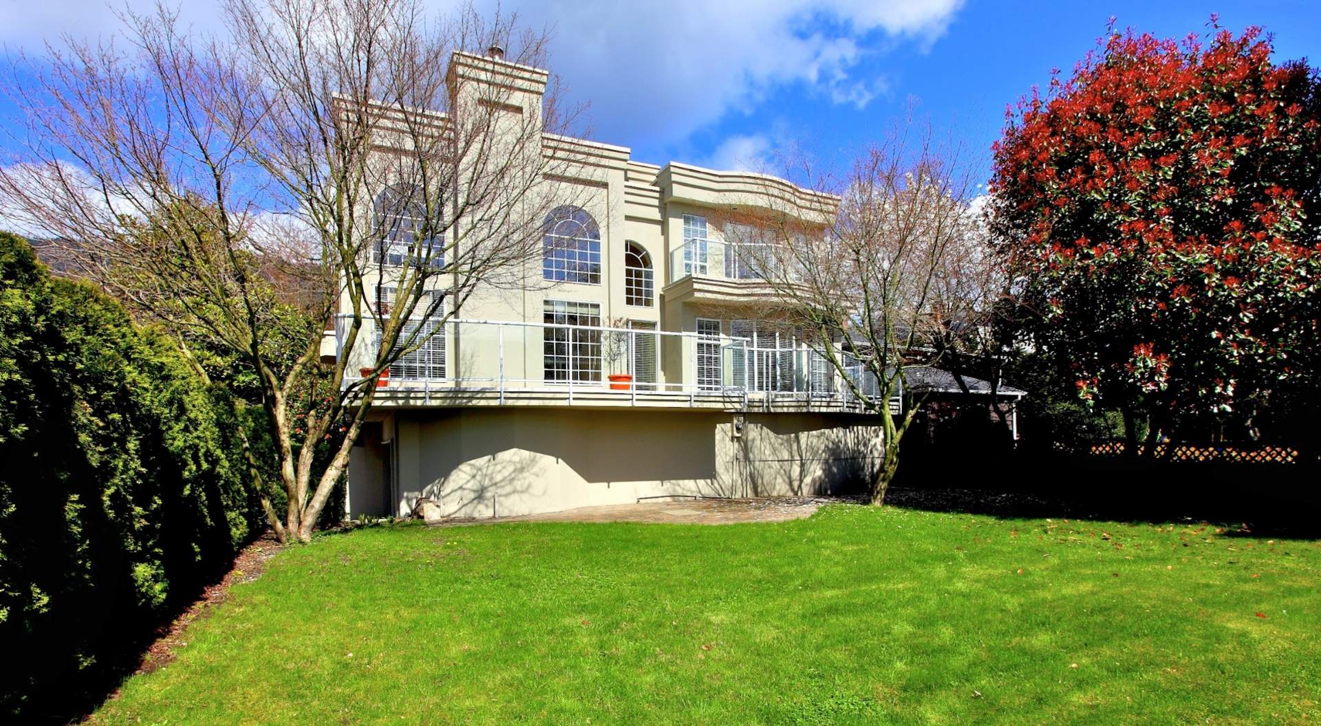 sensational Backyard for Kids to Play