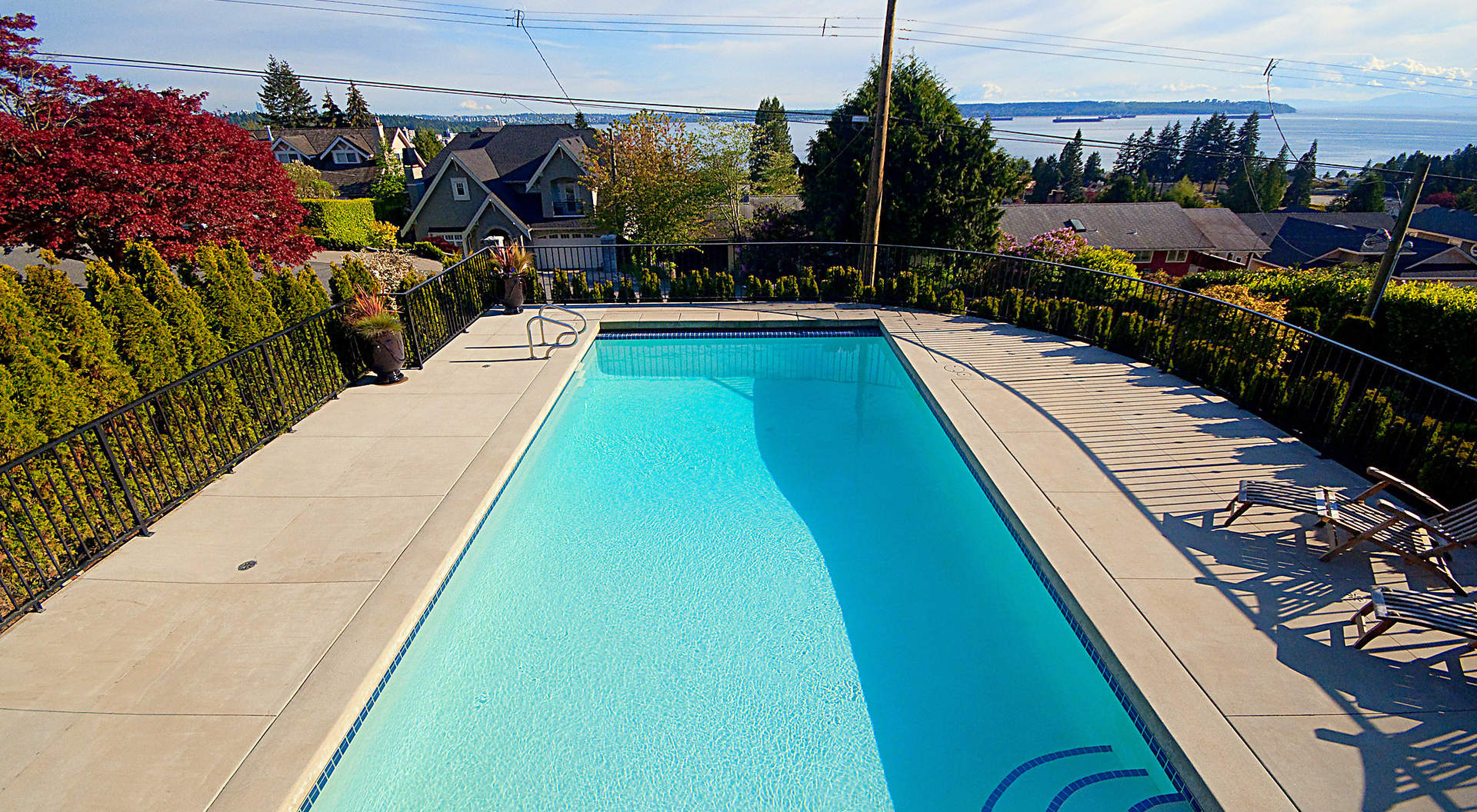 Smashing Outdoor Pool with Automatic Protective Cover