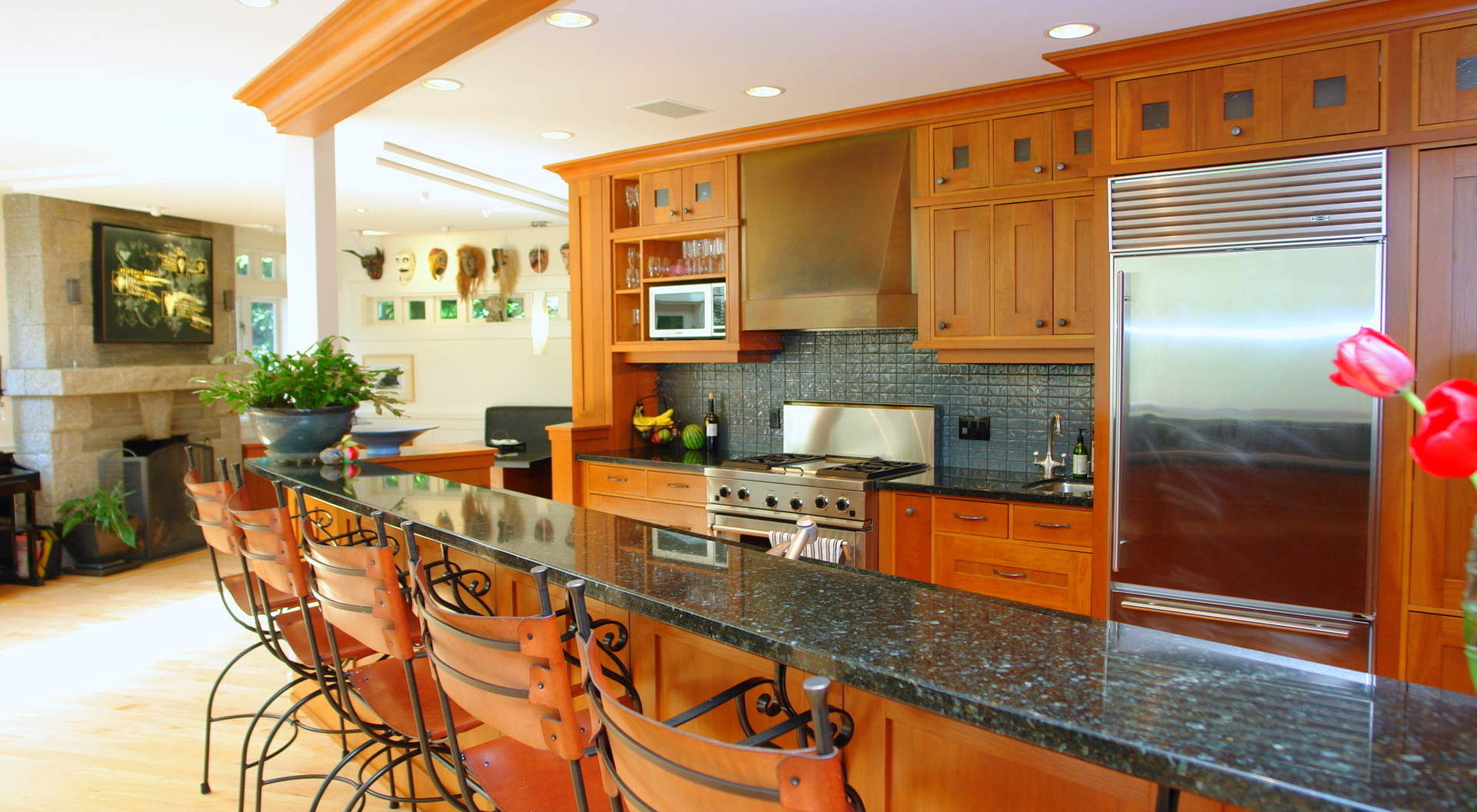 Sensational Breakfast Bar and Kitchen