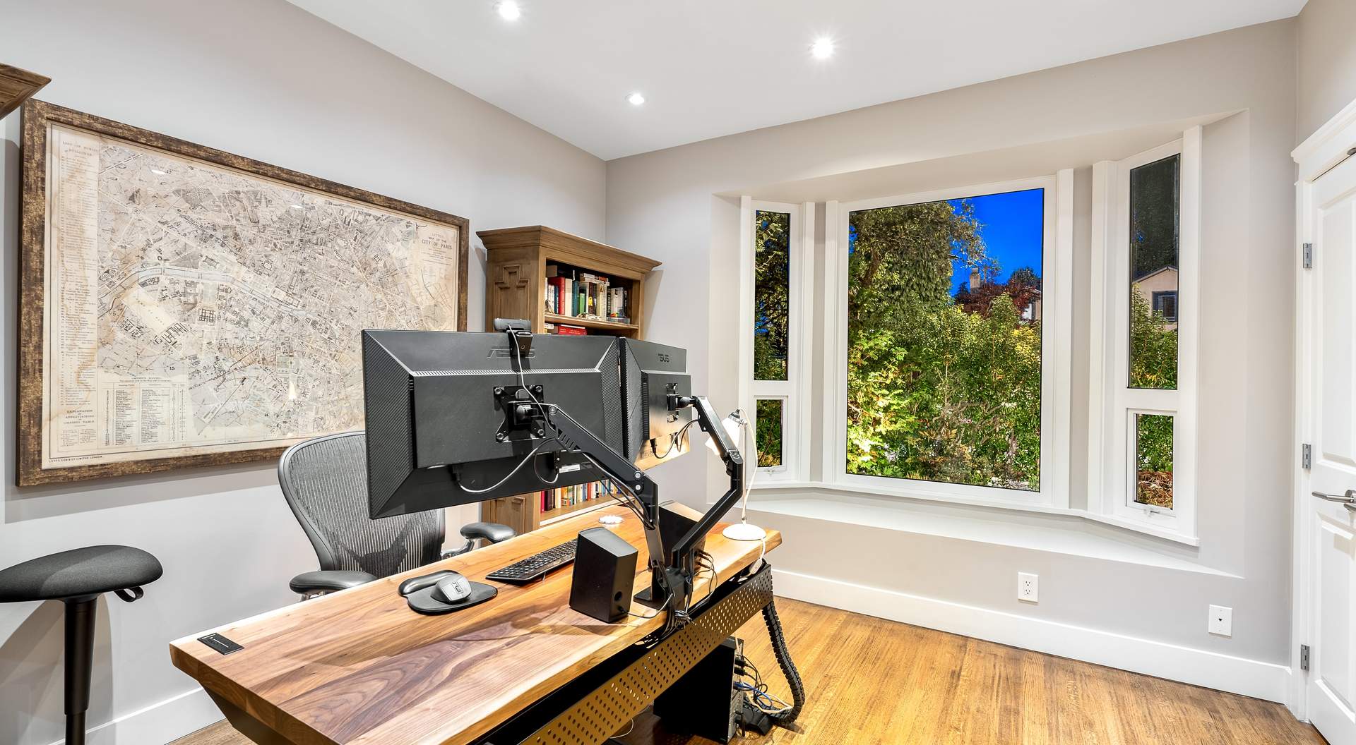 3822 W 2nd Avenue West Vancouver Homes and Real Estate BC, Canada