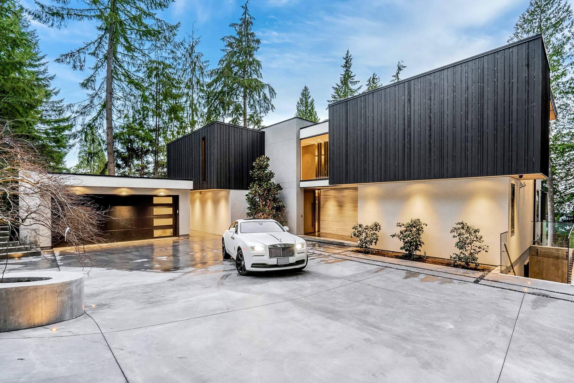 ‘Vista Point House’ - North Vancouver’s Most Spectacular New Contemporary Estate Offering Sensational Ocean & City Views! 