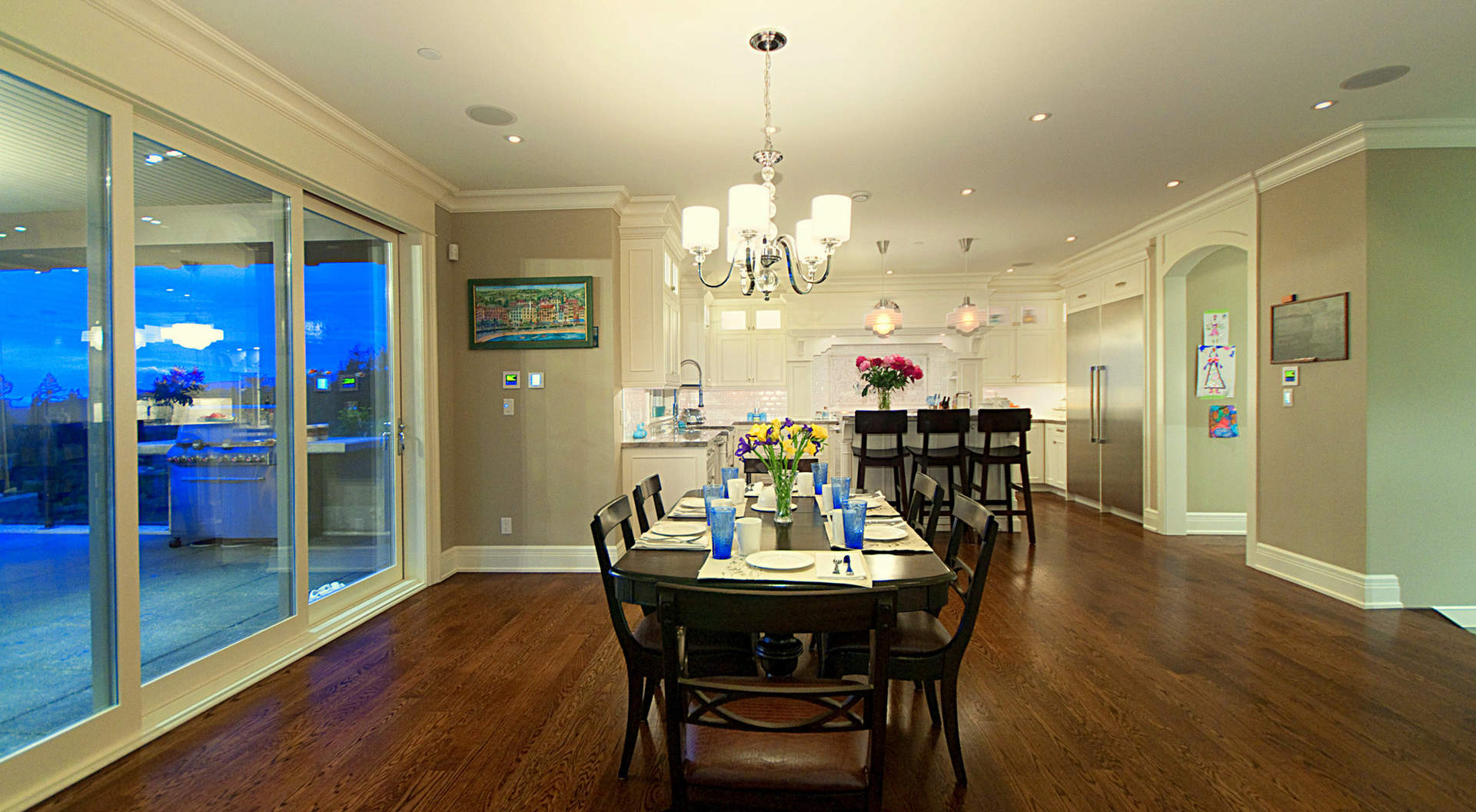 Kitchen Eating Area