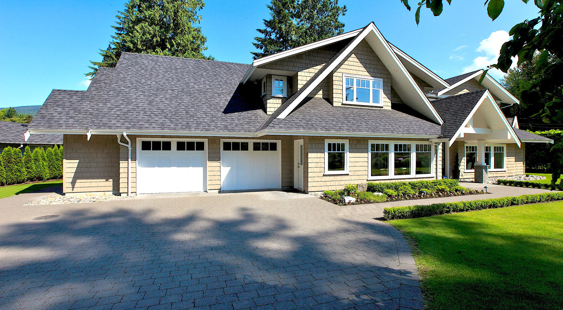 Oversized 2 Car Garage Plus a Parking Pad