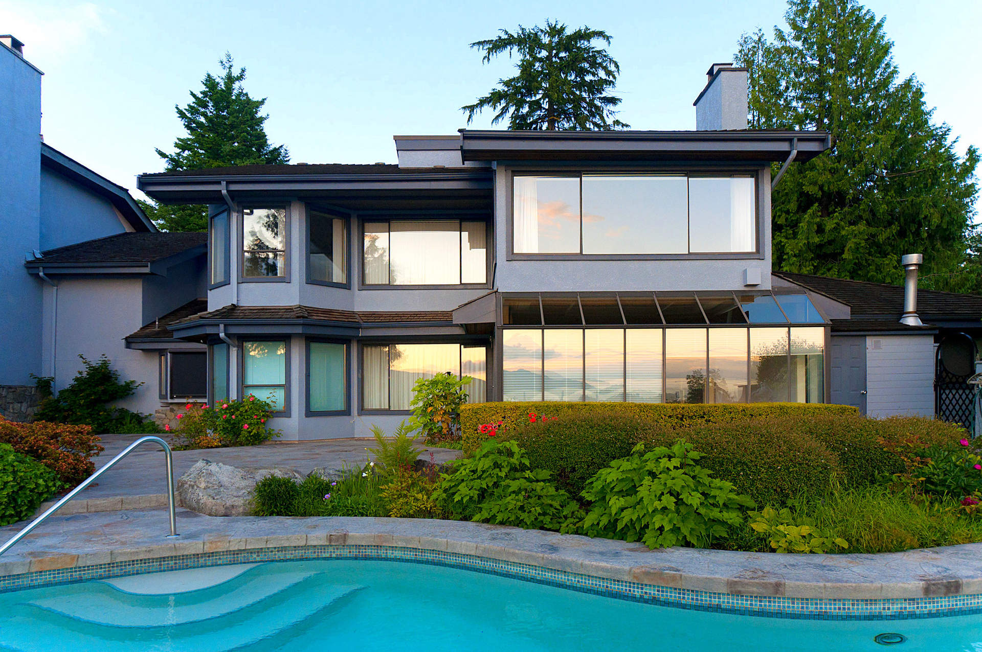 5210 Timberfeild Lane West Vancouver Homes and Real Estate BC, Canada