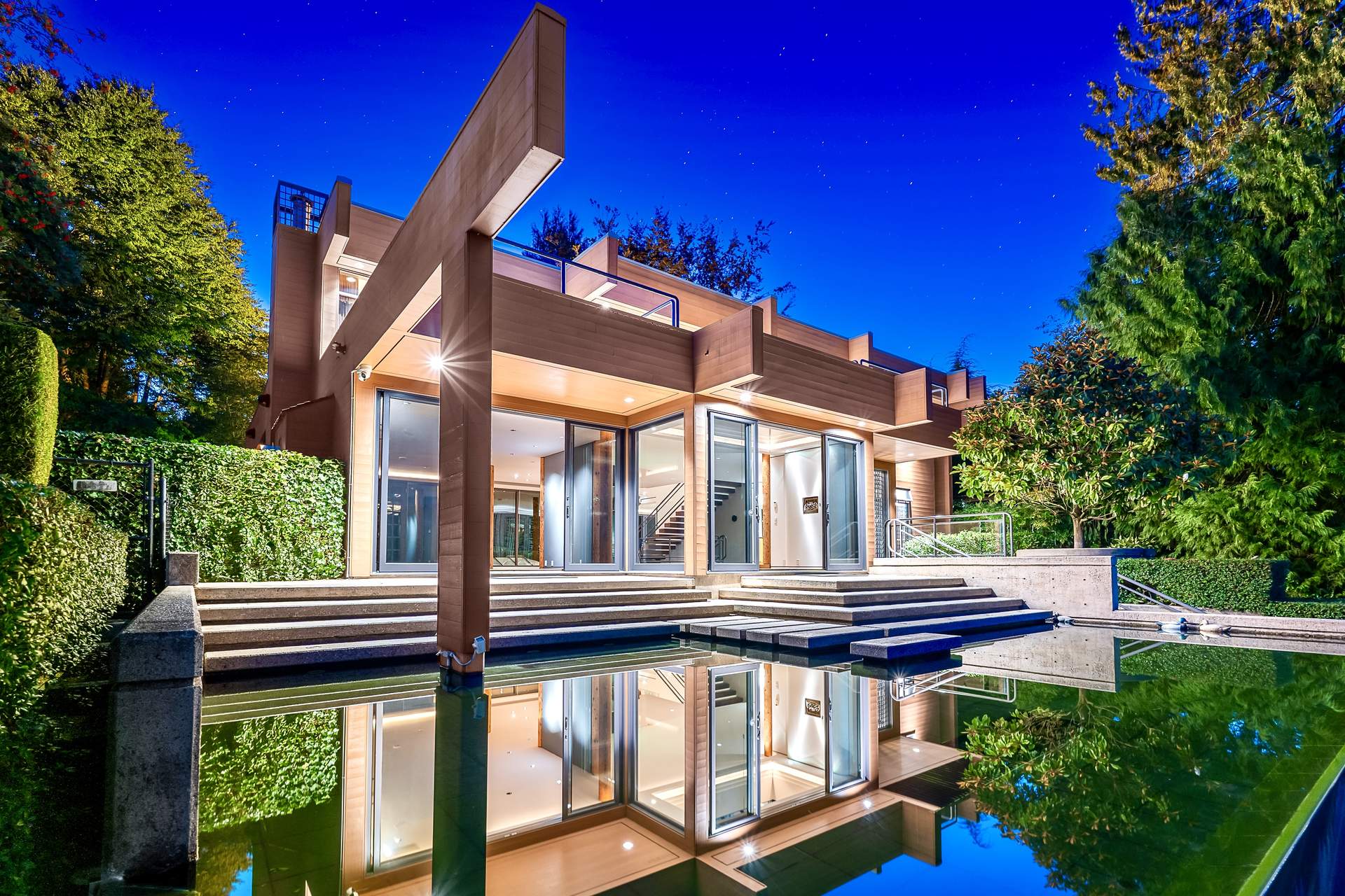 A One-of-a-Kind Architectural Masterpiece by Allen Cheng!