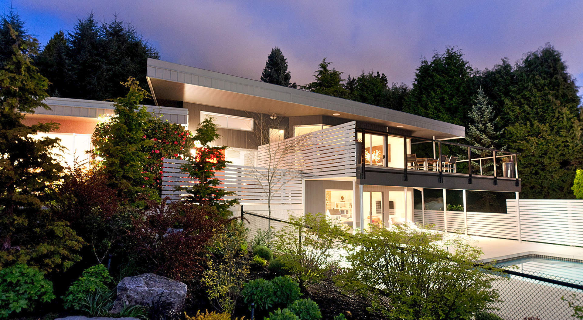 Gorgeous Contemporary Residence