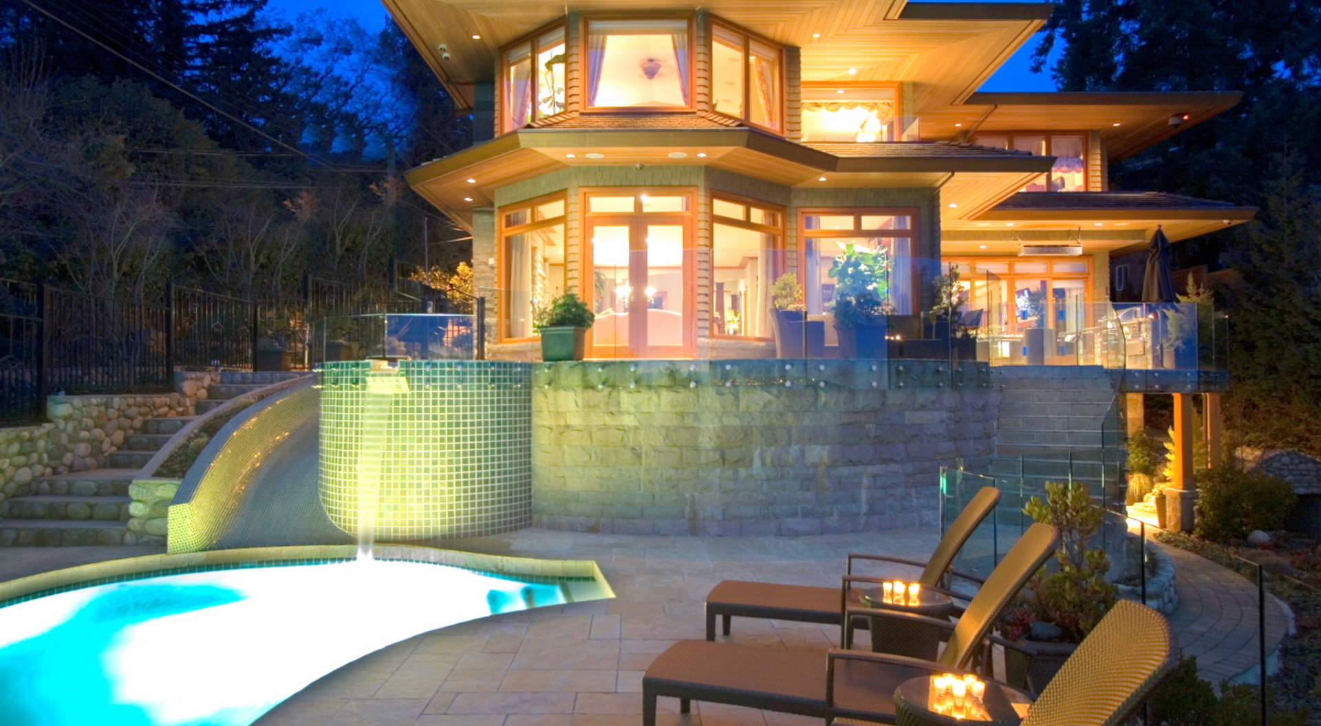 Spectacular Waterfront Residence