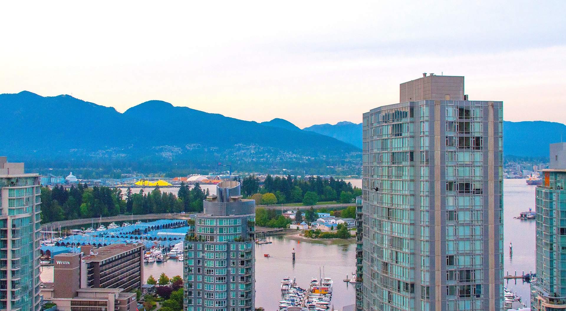 17A1500 Alberni Street West Vancouver Homes and Real Estate BC