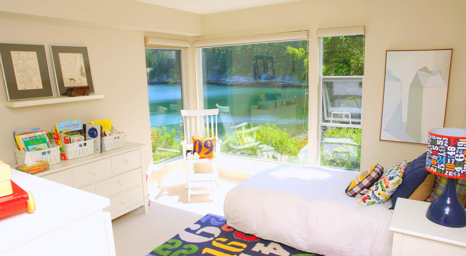 7245 Arbutus Place - West Vancouver Homes and Real Estate - BC, Canada