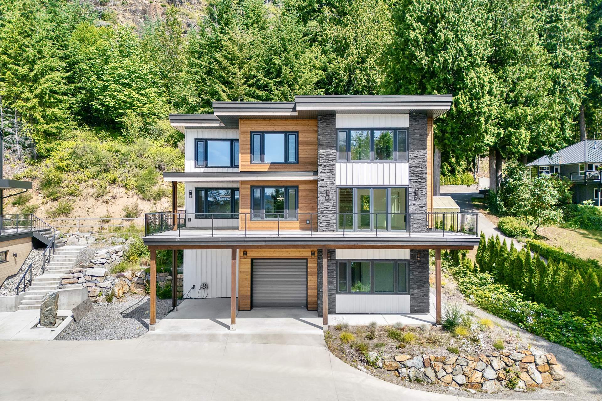 Experience Refined Coastal Living